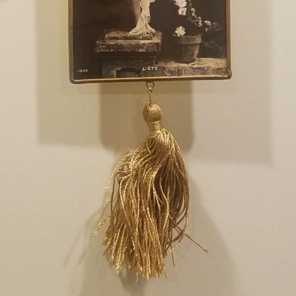 Lovely Little Angel with Roses in Wicker Backet Hanging Framed Picture - Picture 4 of 8